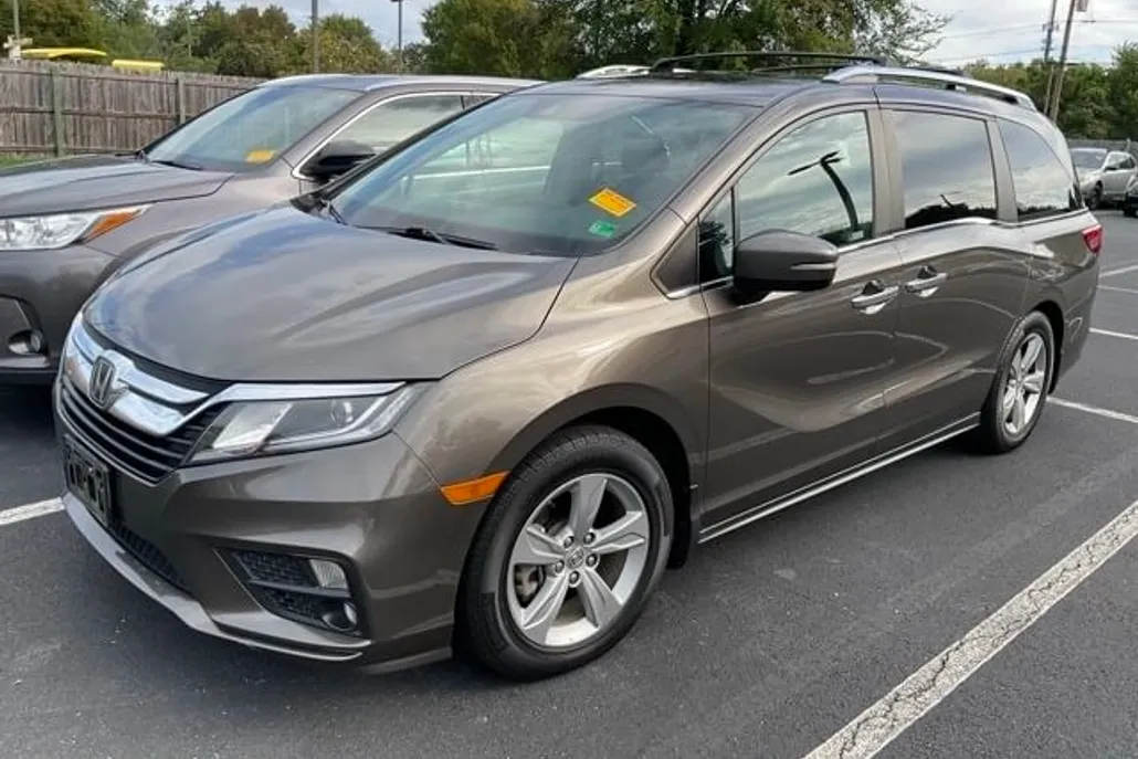 2019 Honda Odyssey EX-L photo 1
