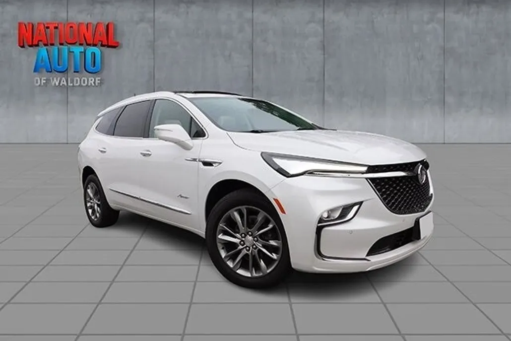 2022 Buick Enclave Avenir photo 1