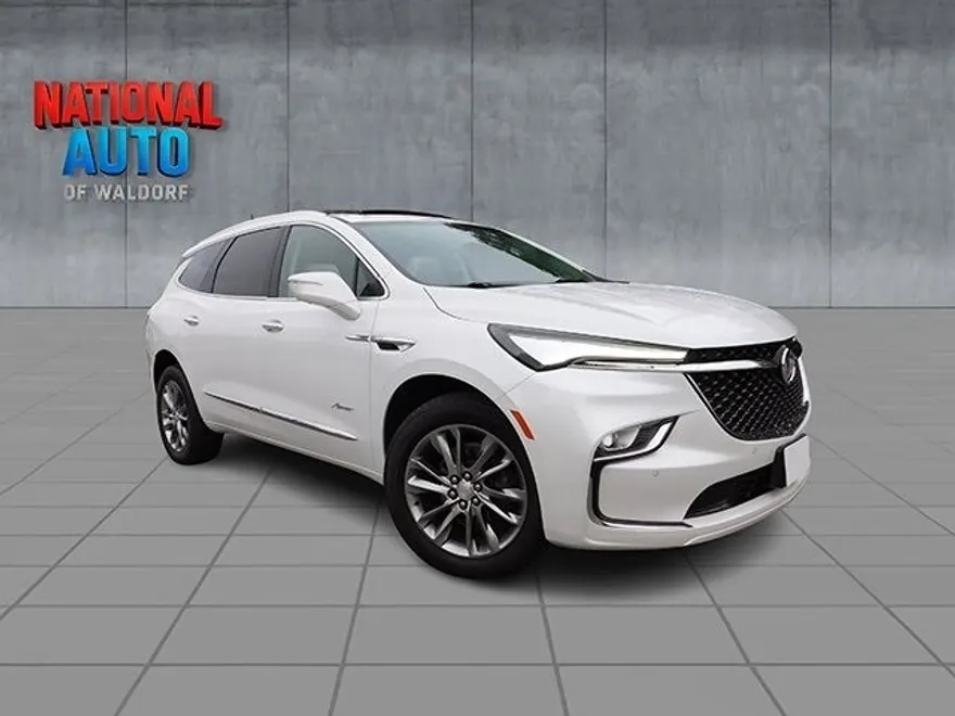 2022 Buick Enclave Avenir photo 1
