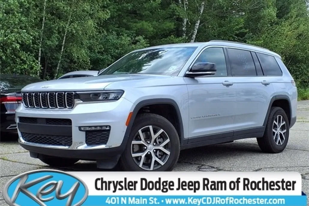 2024 Jeep Grand Cherokee Limited photo 1