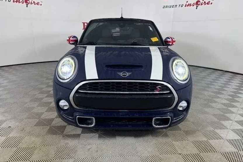 2019 Mini Cooper Convertible S photo 1