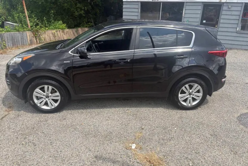 2018 Kia Sportage LX photo 1