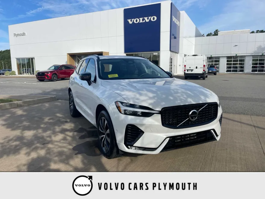 2025 Volvo XC60 B5 Plus photo 1