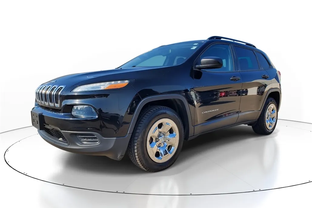 2018 Jeep Cherokee Sport photo 1