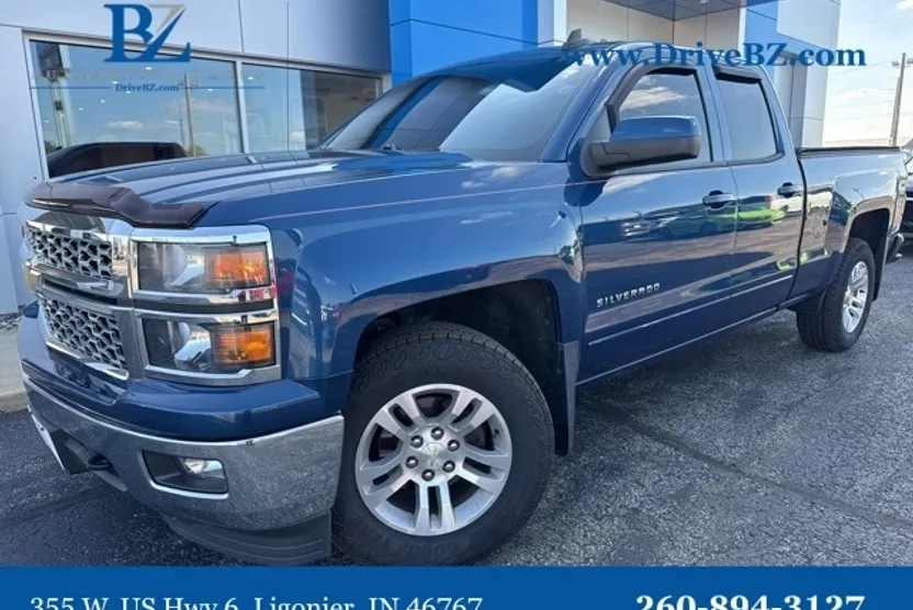 2015 Chevrolet Silverado 1500 LT photo 1