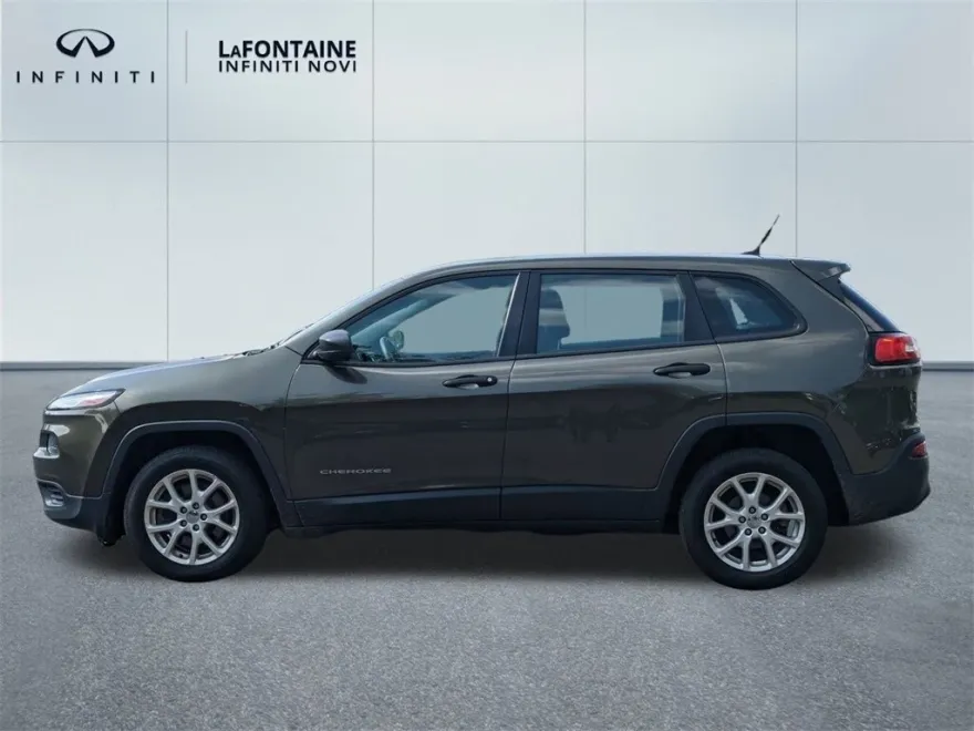 2015 Jeep Cherokee Sport photo 1