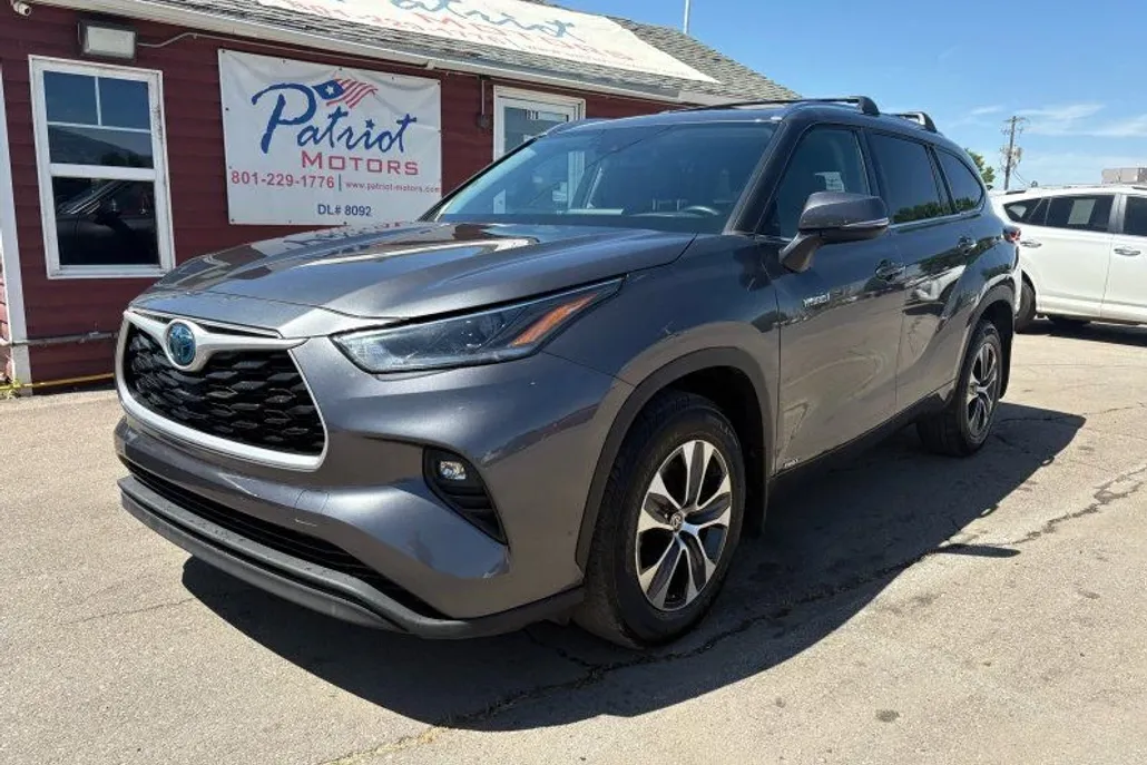 2021 Toyota Highlander Hybrid XLE photo 1