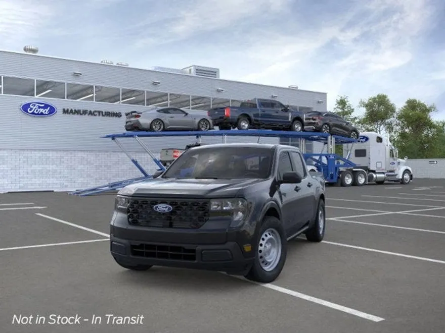2025 Ford Maverick XL photo 1