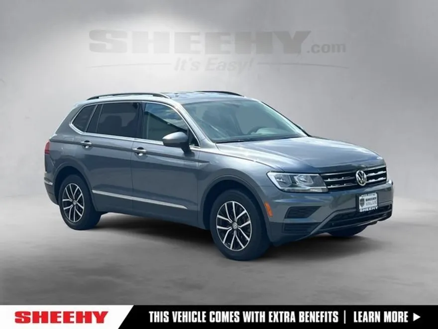 2021 Volkswagen Tiguan SE photo 1