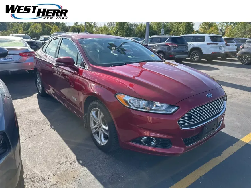 2016 Ford Fusion Energi Titanium photo 1