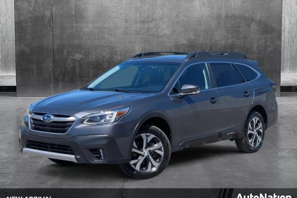 2022 Subaru Outback Limited XT photo 1