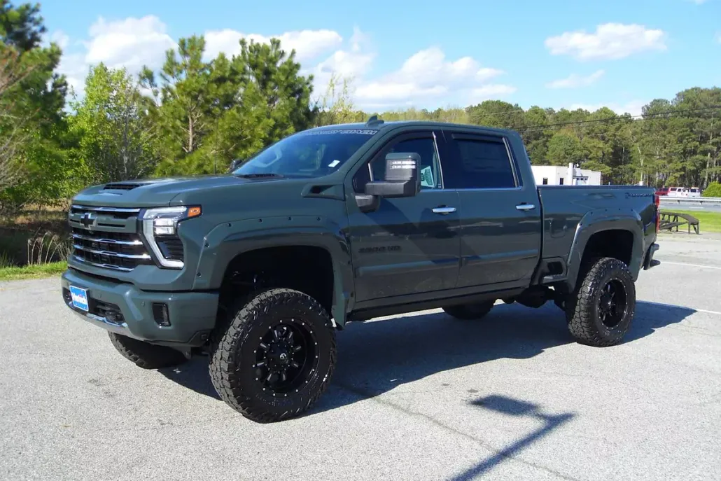 2025 Chevrolet Silverado 2500HD LTZ photo 1