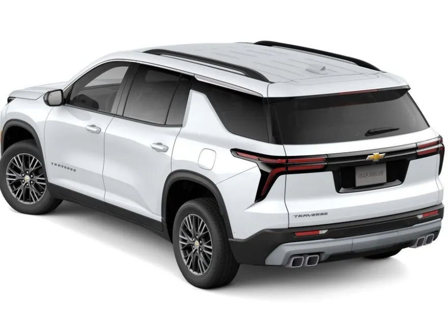 2025 Chevrolet Traverse photo 3