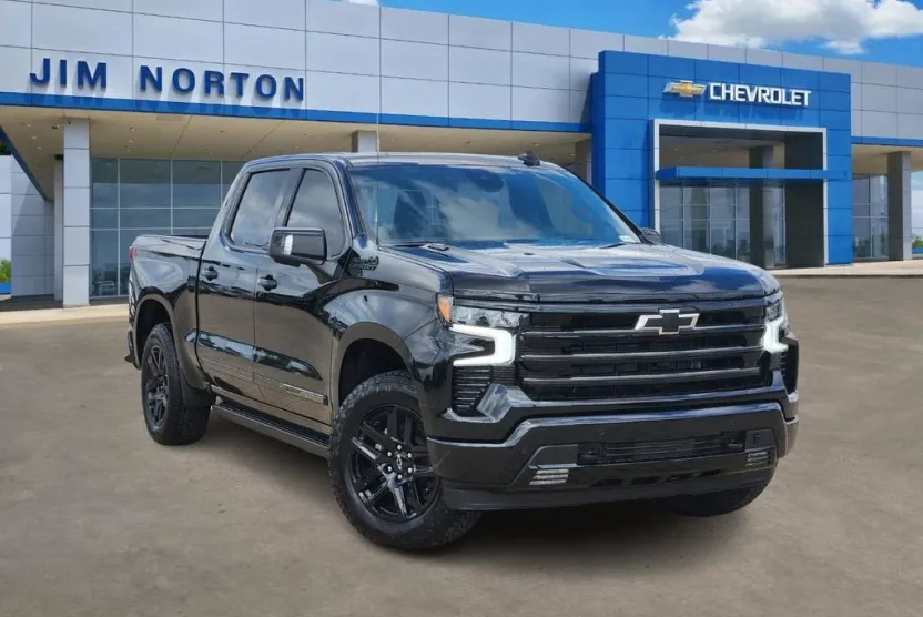 2026 Chevrolet Silverado 1500 High Country photo 1
