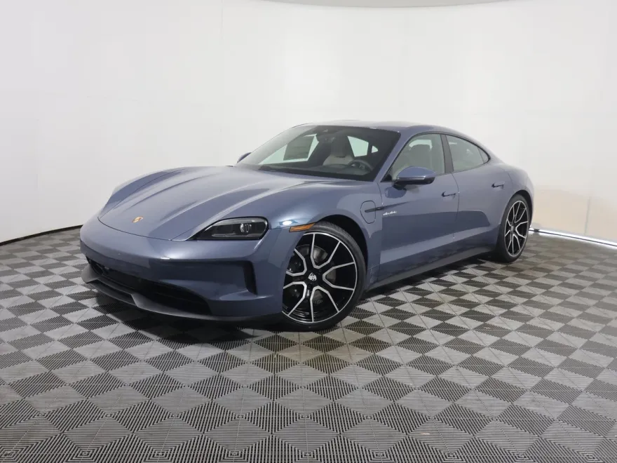 2025 Porsche Taycan 4 photo 1