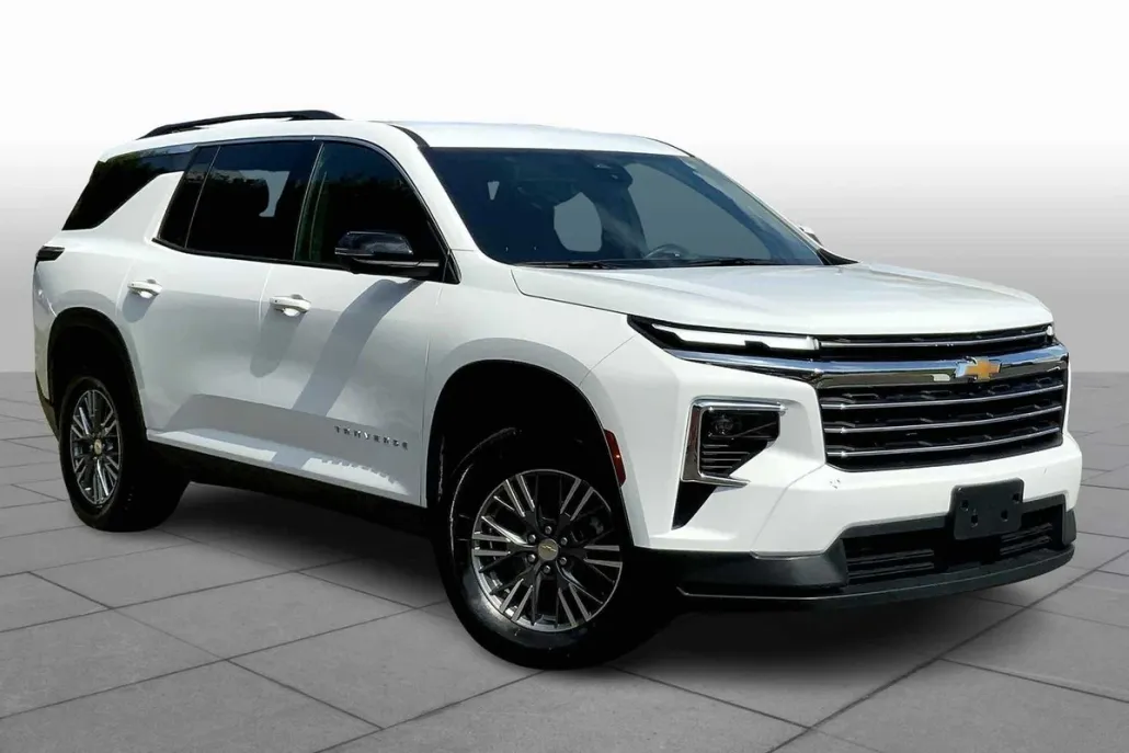 2024 Chevrolet Traverse photo 1