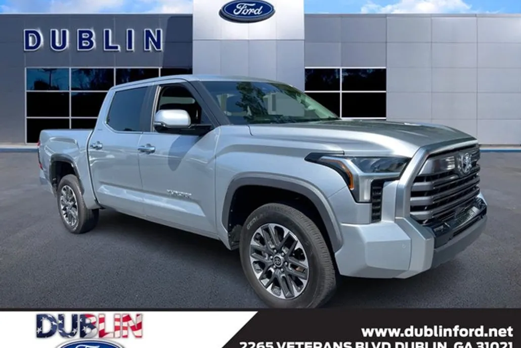 2024 Toyota Tundra Limited photo 1