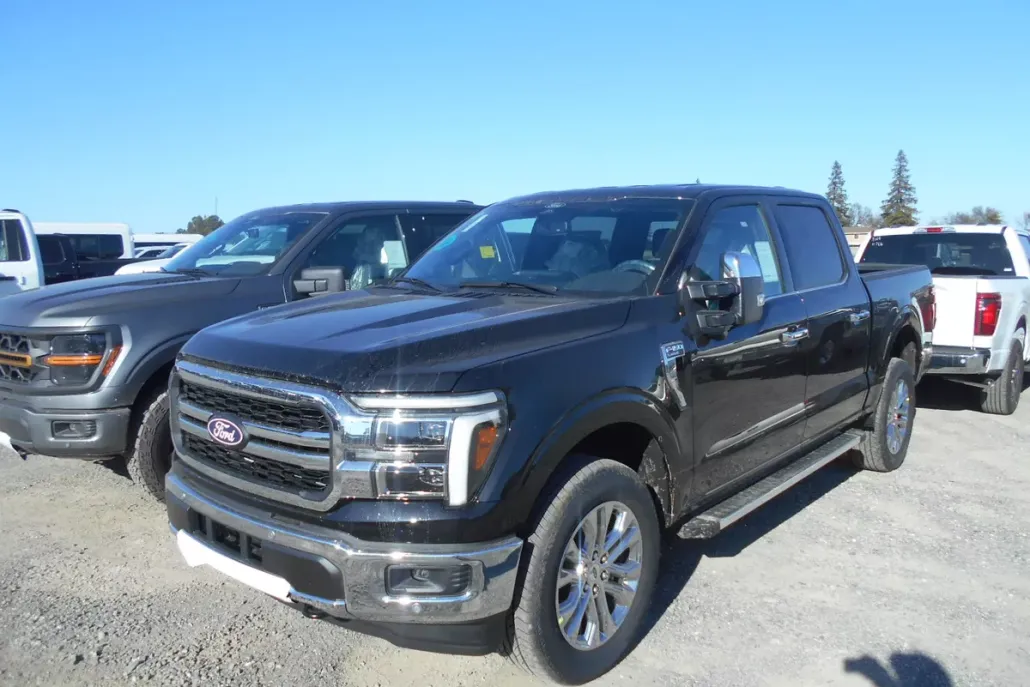 2025 Ford F-150 Lariat photo 1
