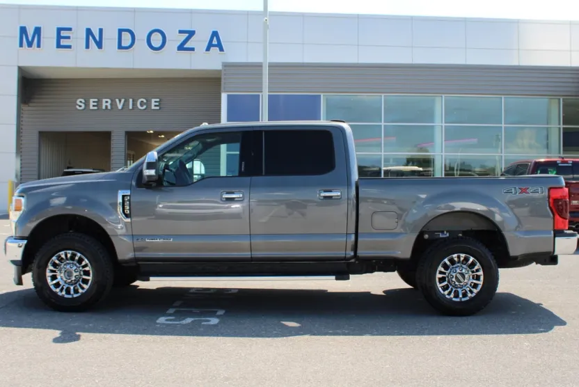 2021 Ford F-250 XLT photo 1