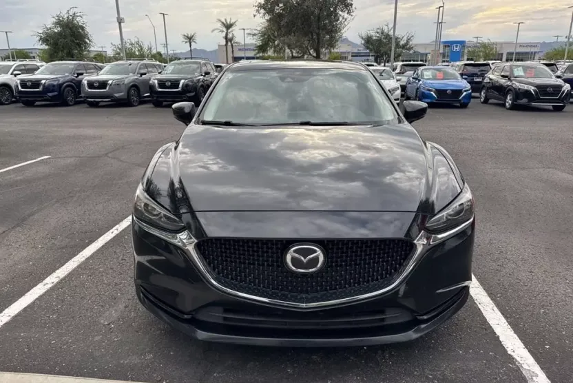 2018 Mazda Mazda6 Touring photo 1