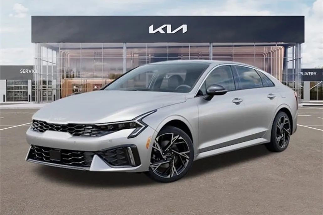 2025 Kia K5 GT-Line photo 1