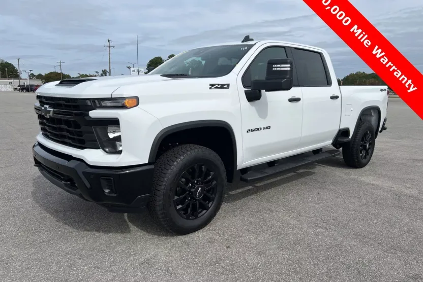 2026 Chevrolet Silverado 2500HD Custom photo 1