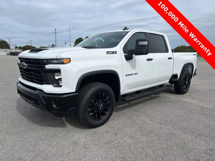 2026 Chevrolet Silverado 2500HD Custom photo 1