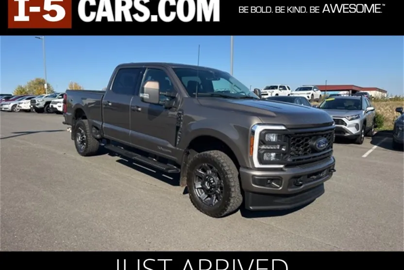 2023 Ford F-350 photo 1