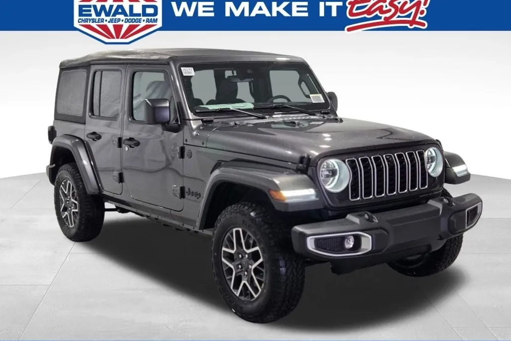 2025 Jeep Wrangler Sahara photo 1