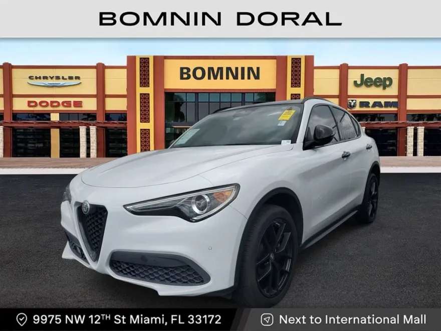 2020 Alfa Romeo Stelvio Base photo 1