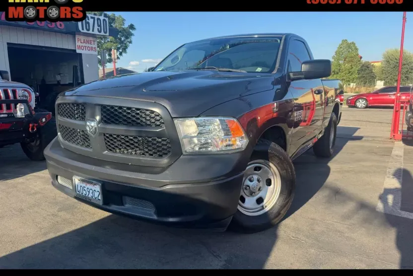 2018 Ram 1500 Tradesman photo 1