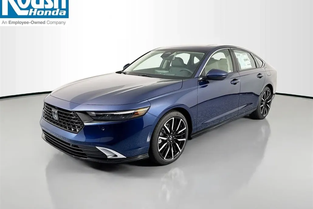 2025 Honda Accord Touring photo 1