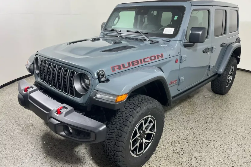 2025 Jeep Wrangler Rubicon photo 1