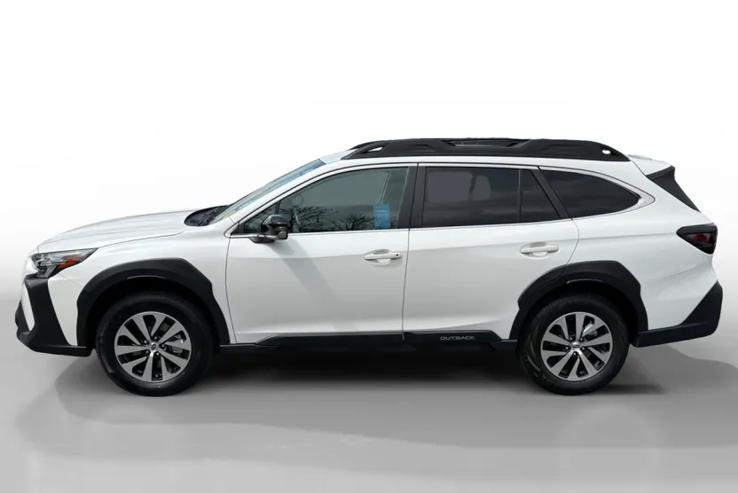 2024 Subaru Outback Premium photo 1