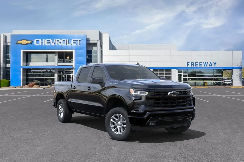 2025 Chevrolet Silverado 1500 RST photo 1