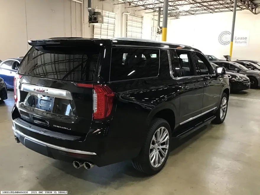 2021 Gmc Yukon XL Denali photo 1