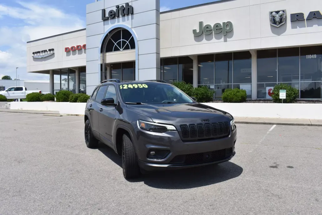 2023 Jeep Cherokee Altitude Lux photo 1