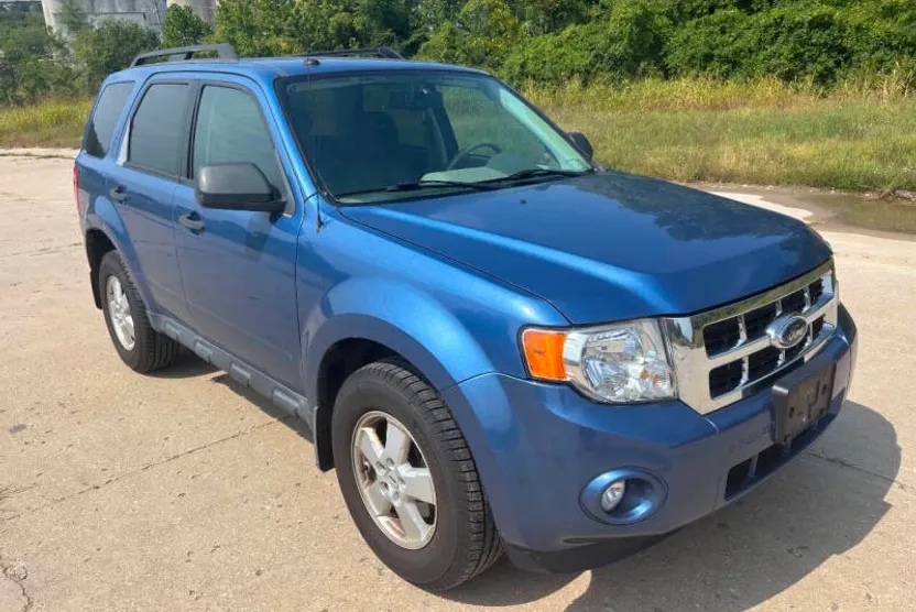 2009 Ford Escape XLT photo 1