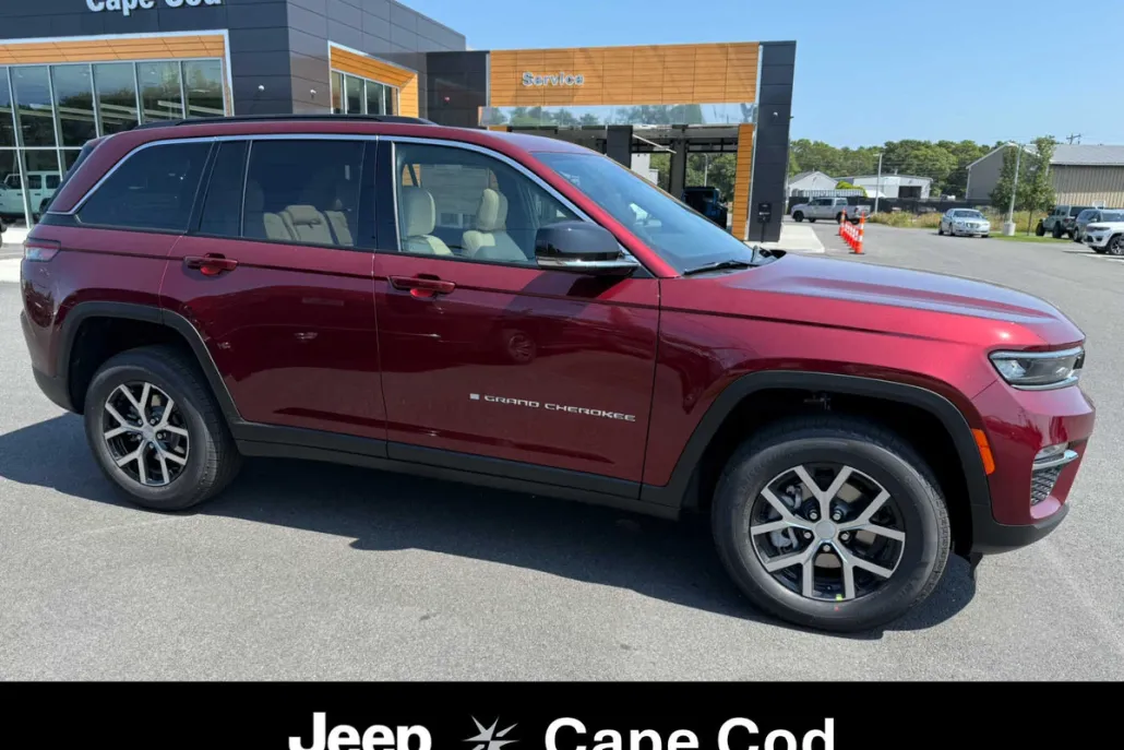 2025 Jeep Grand Cherokee Limited photo 1