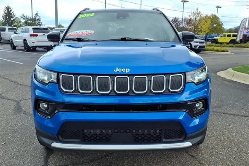 2022 Jeep Compass Limited photo 1