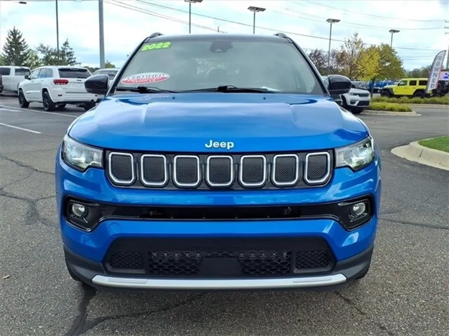 2022 Jeep Compass Limited photo 1