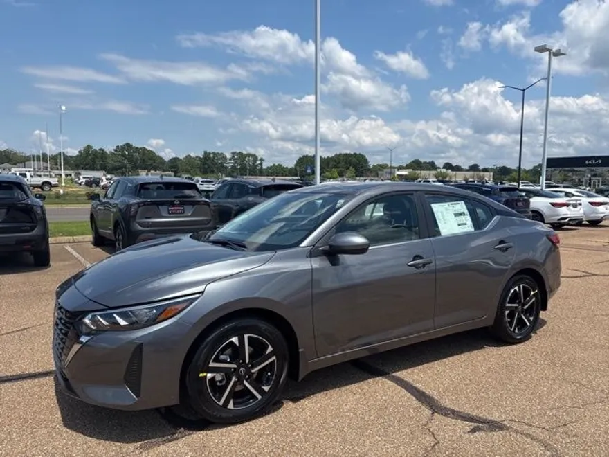 2025 Nissan Sentra SV photo 1