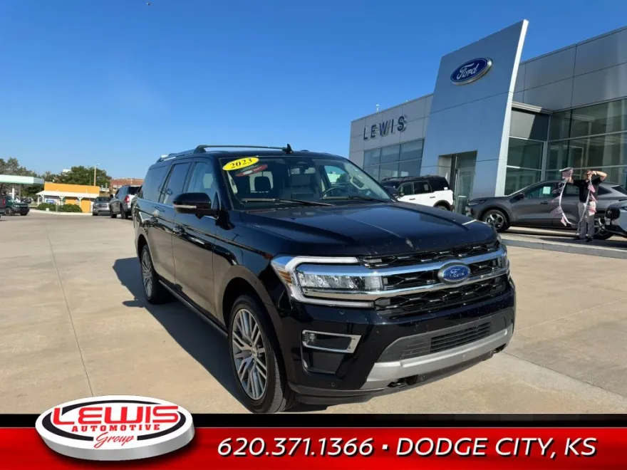 2023 Ford Expedition MAX Limited photo 1