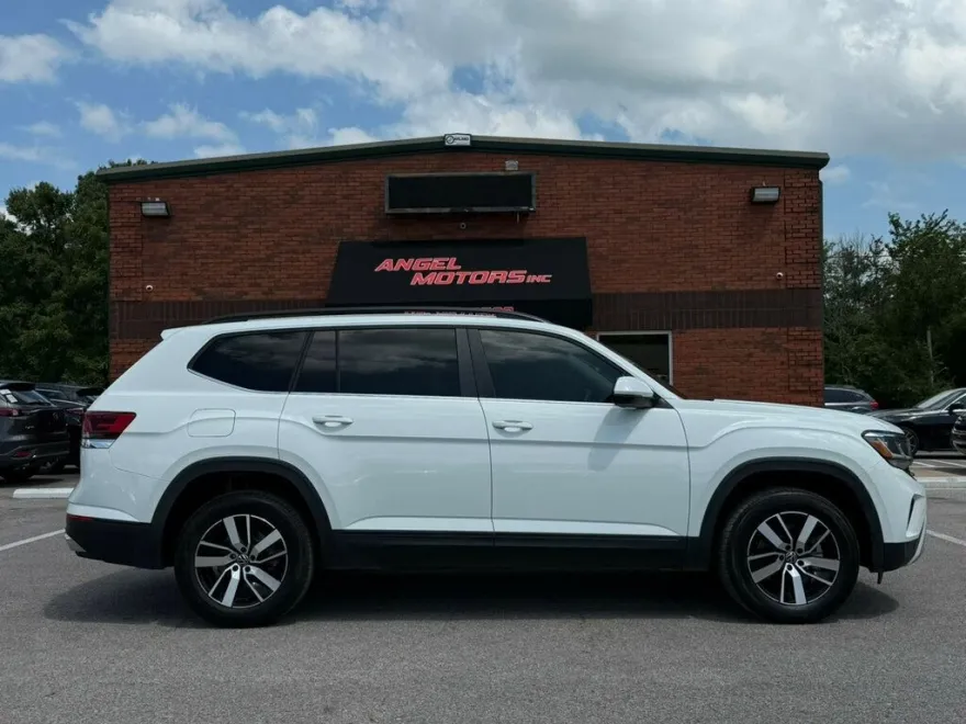 2021 Volkswagen Atlas SE photo 1