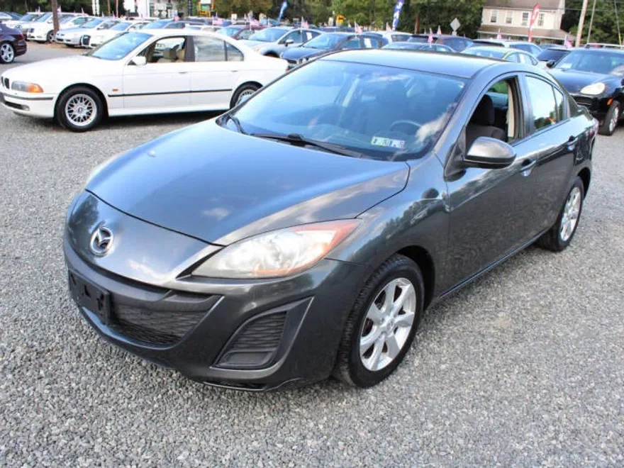 2011 Mazda Mazda3 Touring photo 1
