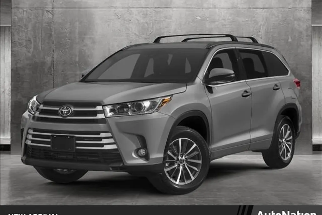 2019 Toyota Highlander XLE Sport photo 1