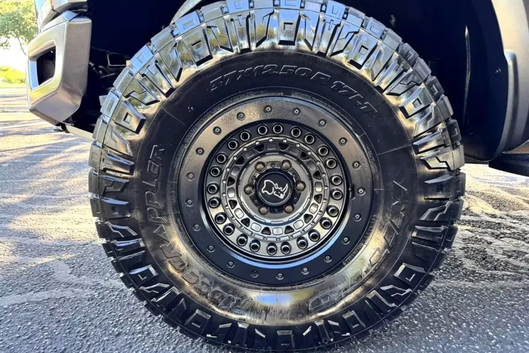 2020 Ford F-150 Raptor photo 1
