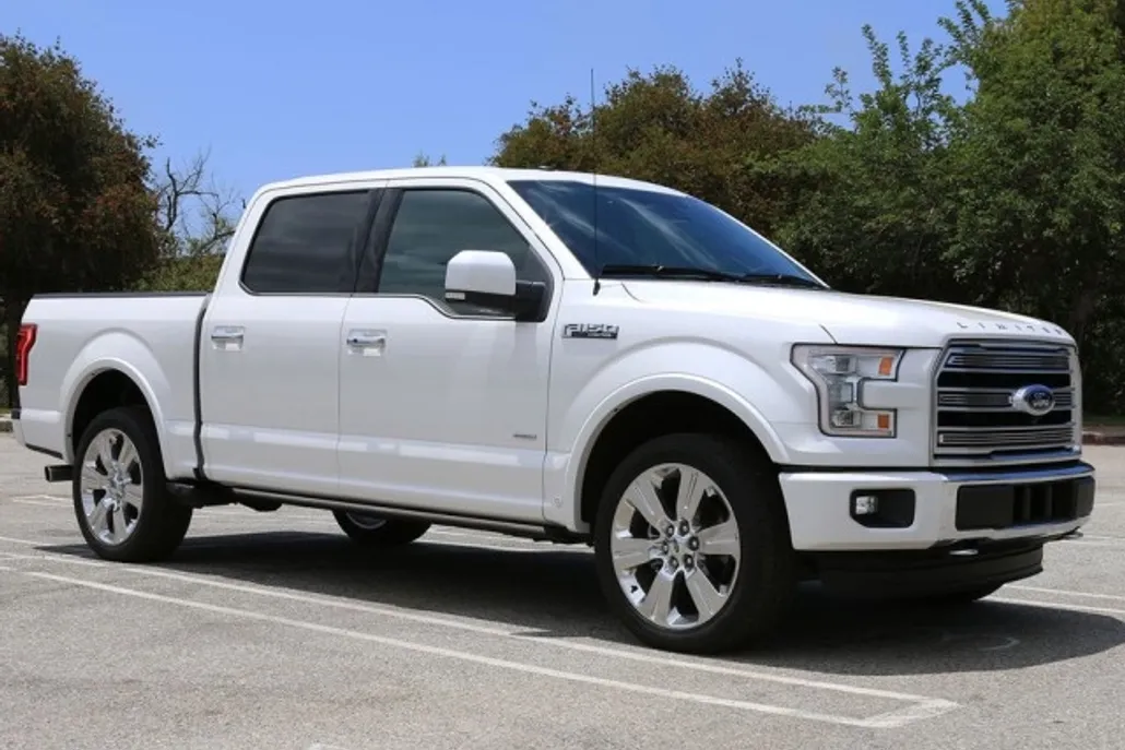 2016 Ford F-150 Lariat photo 1