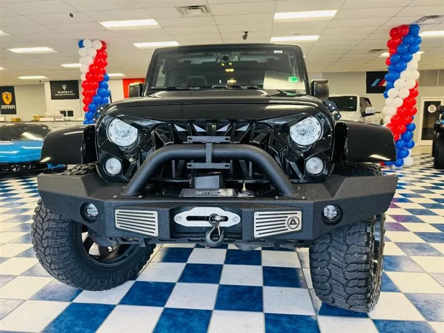 2017 Jeep Wrangler Unlimited Rubicon Hard Rock photo 1