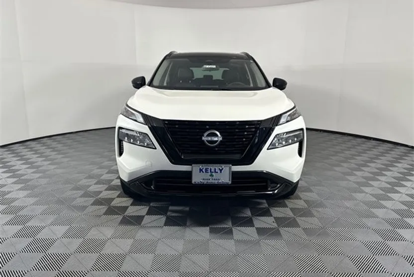 2023 Nissan Rogue SV Midnight Edition photo 1